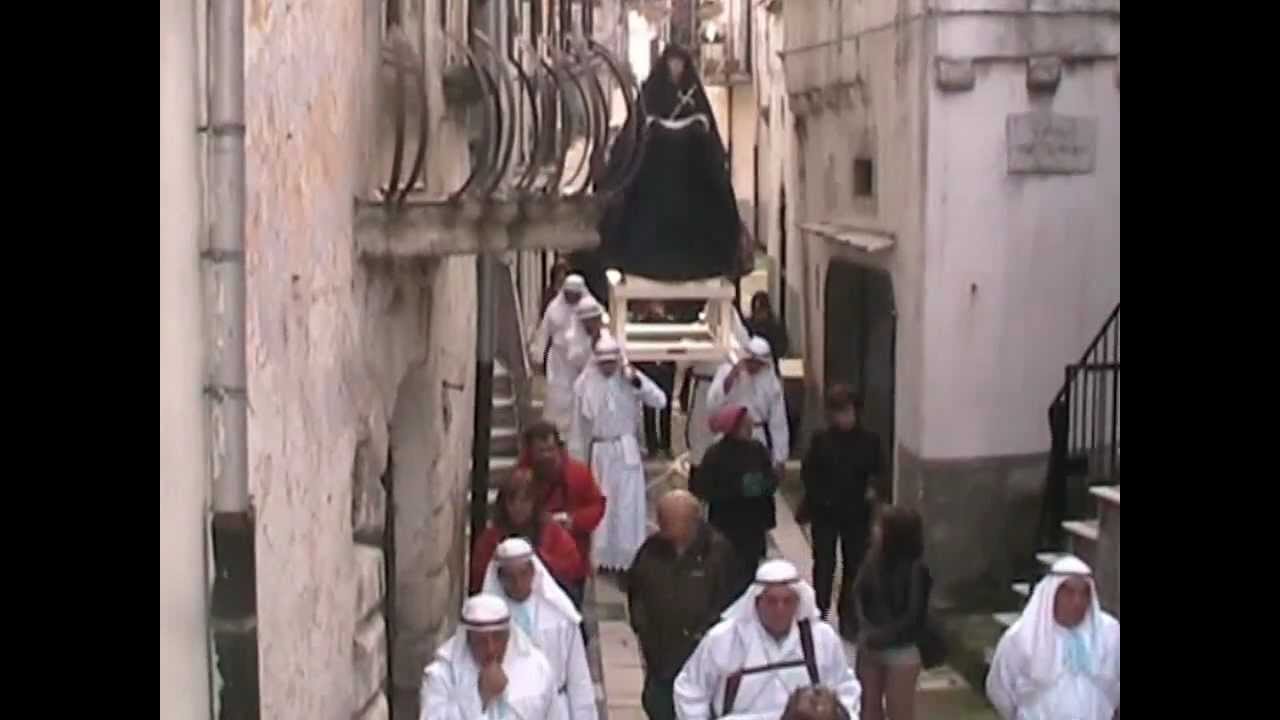 Vico del Gargano Venerdì Santo le processioni della mattina