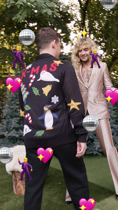 Let's dance, guys! 💃🎄 #yourchristmas #christmas2023 #tokiohotel #christmassongs