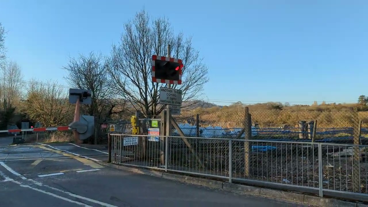 *Late Start* Sheet Level Crossing - 2/3 - 18/03/2022