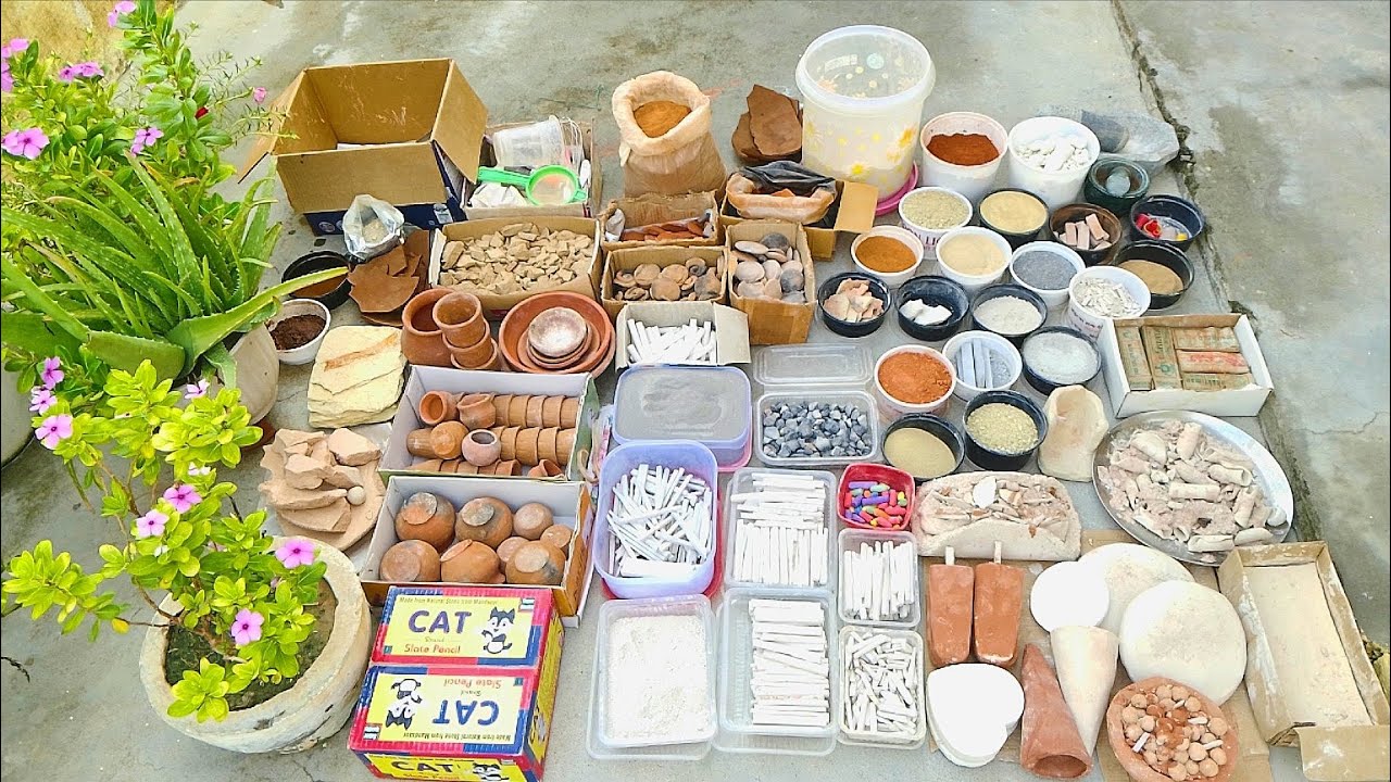 My whole stock // working place// clay // slate pencil// claypots// slate items // tools// slatebars