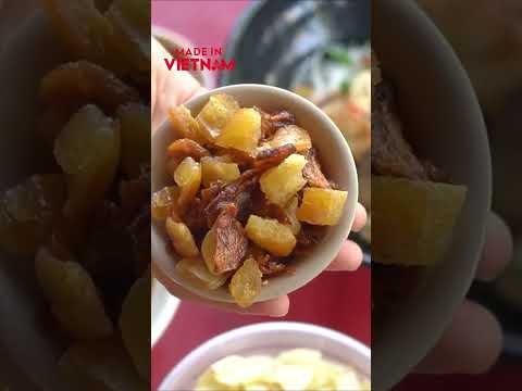Quá trình làm nên tô hủ tiếu tại hủ tiếu gà dì Bảy quận 8 nổi tiếng thơm ngon | Made in Vietnam