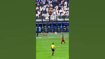 غضب كانسيلو بعد استبداله في مباراة الهلال و الرياض كانسيلو الهلال الدوري السعودي الاتحاد جيدو 