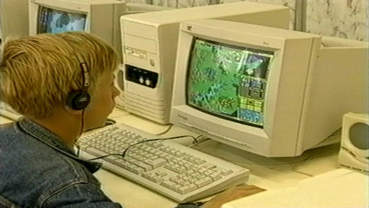 Кадры из прошлого. Компьютерный зал - YouTube