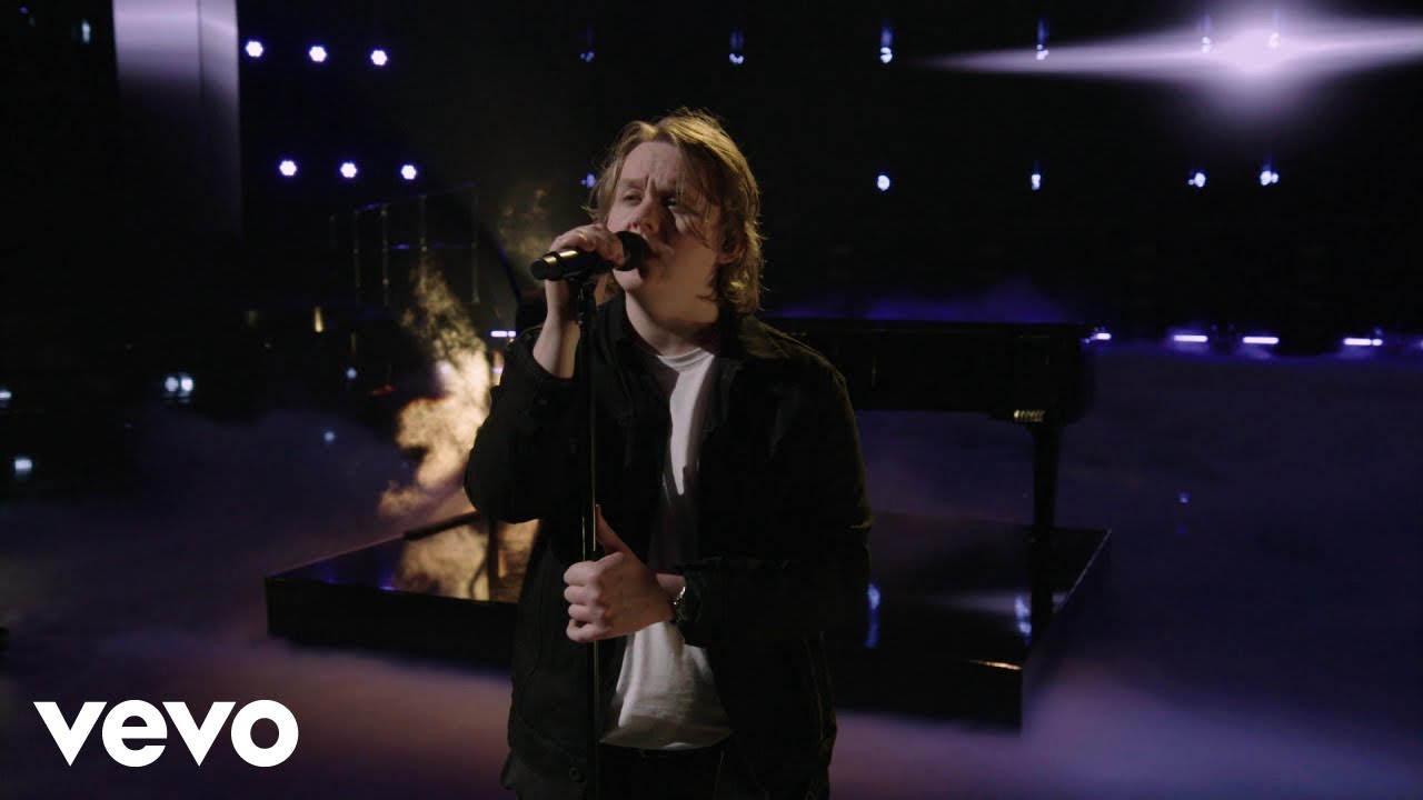 Lewis Capaldi - Lewis Capaldi - Before You Go (Live From The Voice / 2020)
