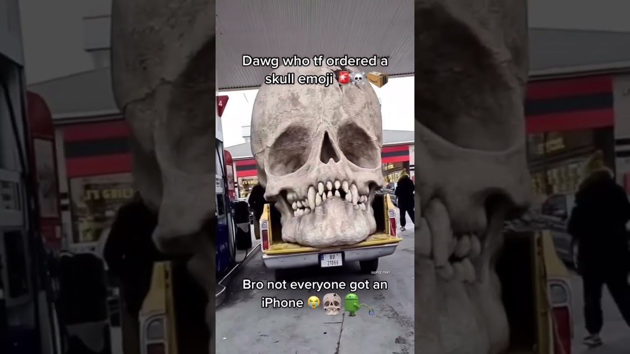 Dawg who the f*ck ordered a Skull emoji ⚠️☠️📦 Bro not everyone get an IPhone 😭💀