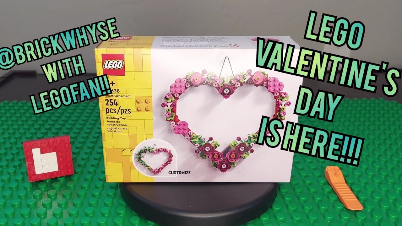 Unbox LEGO Heart Ornament 40638 Valentine Wreath Customizable 