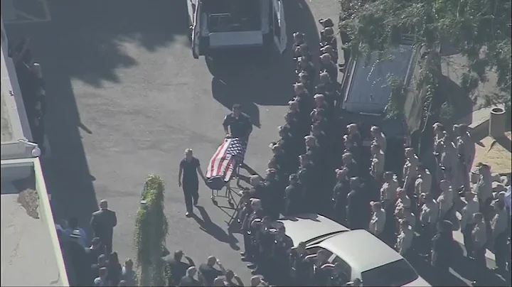 Off-duty LAPD officer shot and killed at a taco stand