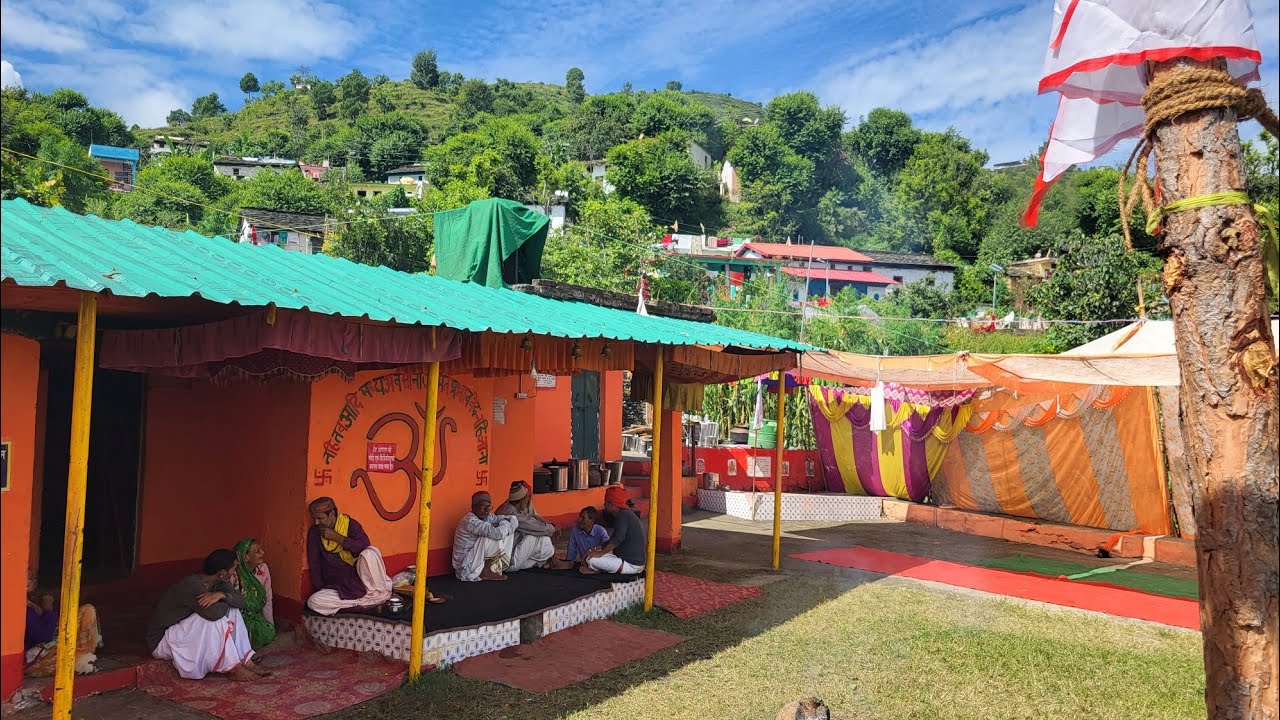 बहुत टाइम बाद बनाया Vlog । हमारे गांव में नवरात्रि की धूम । अमौली गांव चम्पावत । 