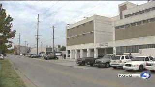Police On Manhunt After Wrong Inmate Released