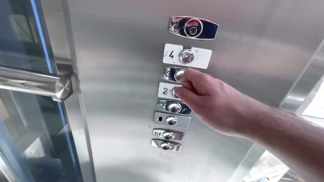 Glass Otis Lifts @ The Sovereign Centre In Weston Super Mare Town Centre