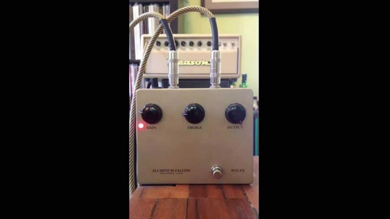 A quick demo of the Aluminum Falcon overdrive (Klon Centaur clone) from PCE FX.