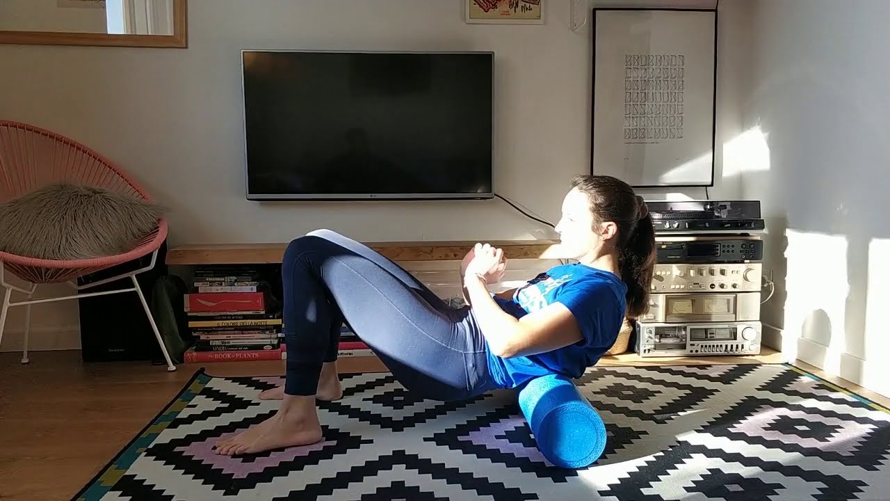Esercizi Foam roller. Schiena zona lombare YouTube