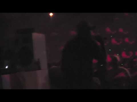 在 YouTube 上观看 GLC - "To A Gangster" Live In Hawaii