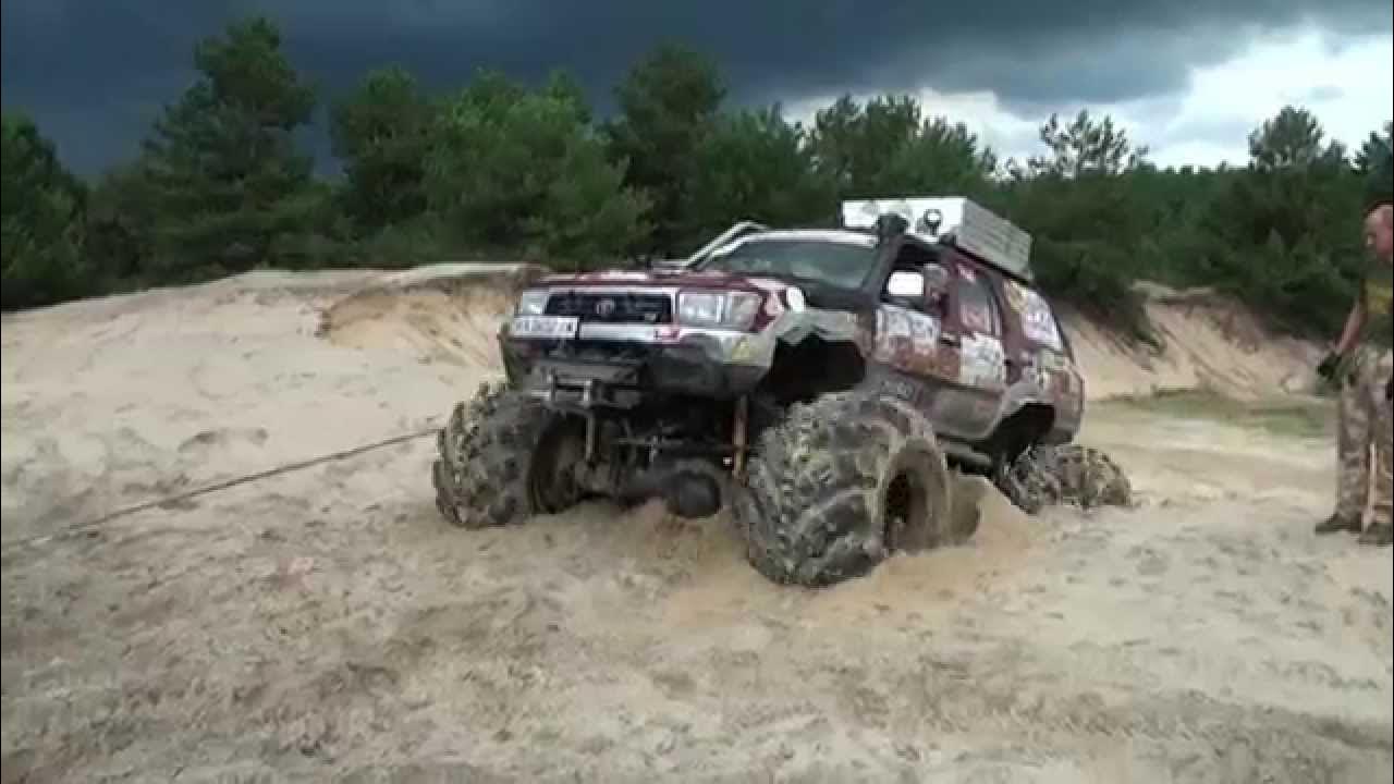 Offroad Mud 4x4 Truck