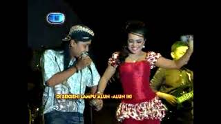 Om. Garuda - Alun Alun Nganjuk Vivi Rosalita Feat Agung Juanda