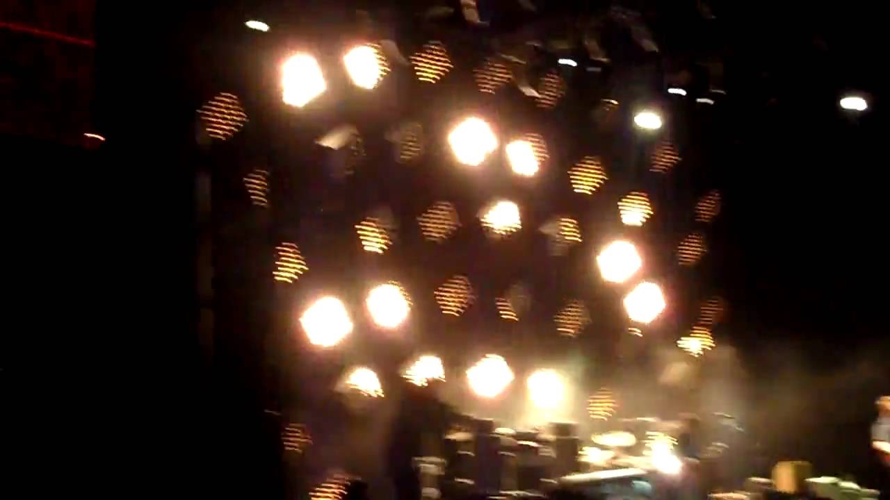 Coachella 2010Them Crooked VuturesMind Eraser, No Chaser 4/16/10 YouTube