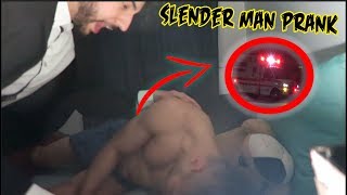 (HE HAD A SEIZURE?!) GOING INTO FRIENDS HOUSE AS SLENDER MAN