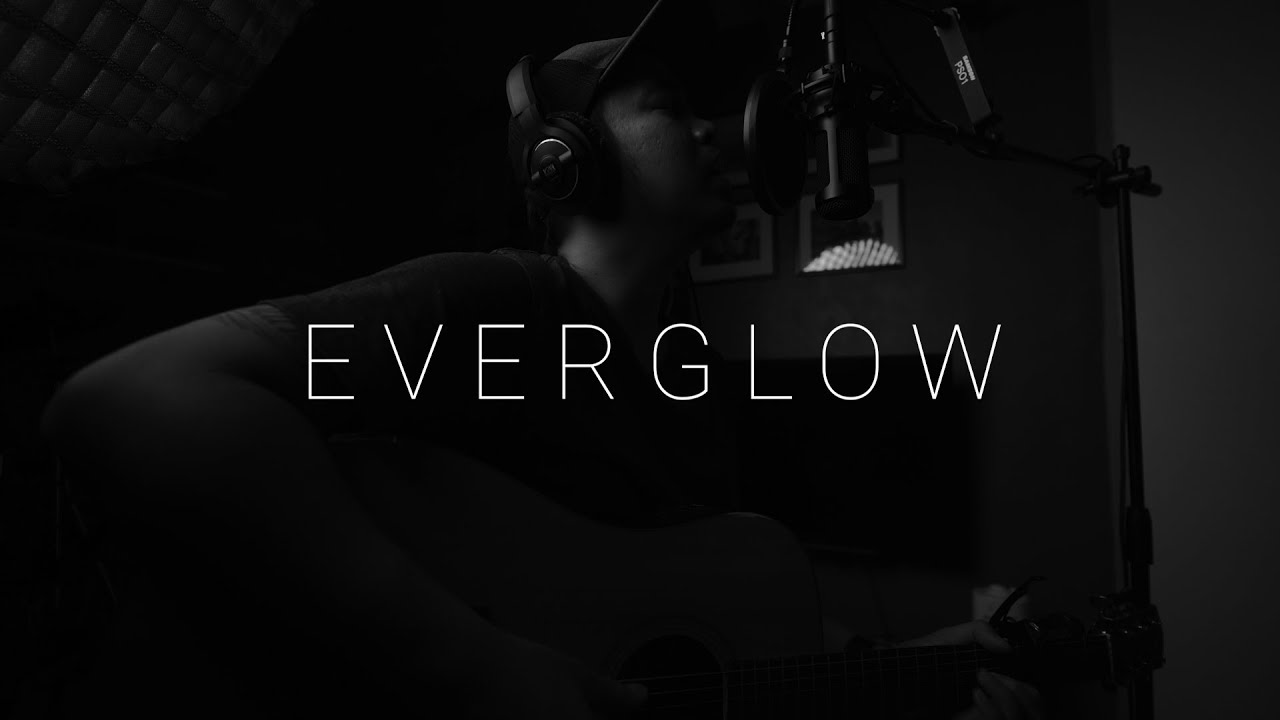 Everglow - Coldplay Acoustic Cover - YouTube