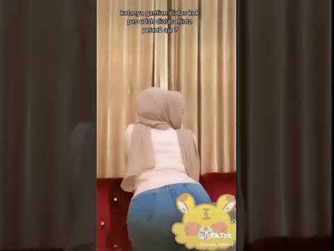 TANTE PEMERSATU BANGSA  #HOT #TANTE #TIKTOK #GOYANG #JILBAB #wikasalim  #jakarta #bandung #pilpres