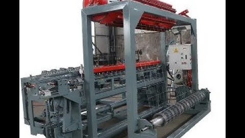 Factory Price Full automatic grassland field fence weaving machine /cattle farm fene making machine