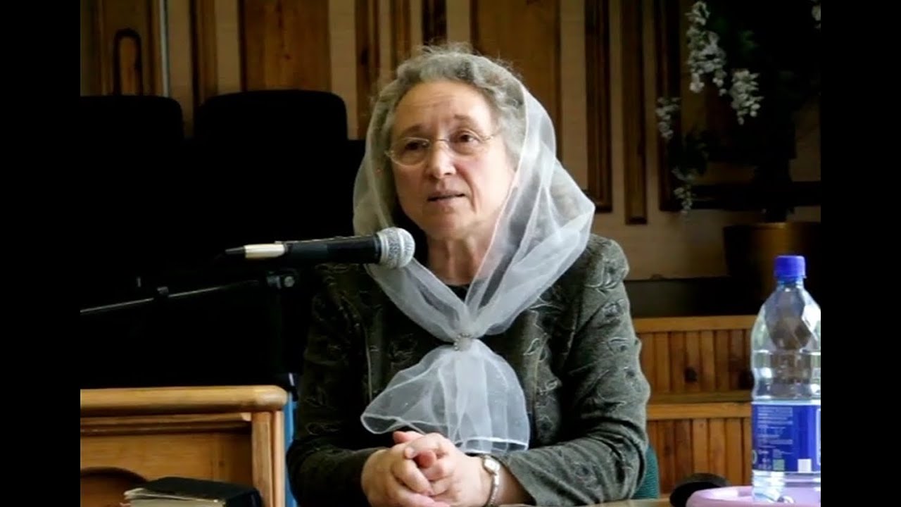 Людмила Плетт 