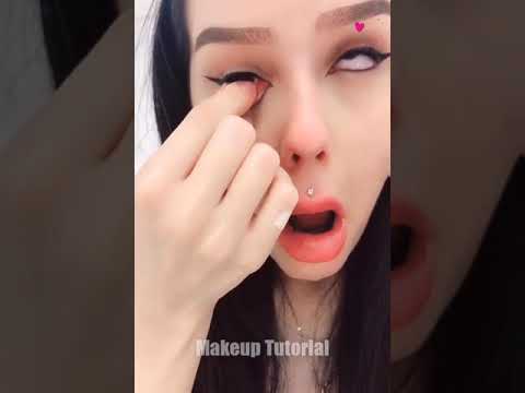 Unique Eye Lenses That Make Goosebumps