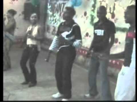 DJ SOZE & ROUBOUENTI  Nadzo tsimoupaca gari ]