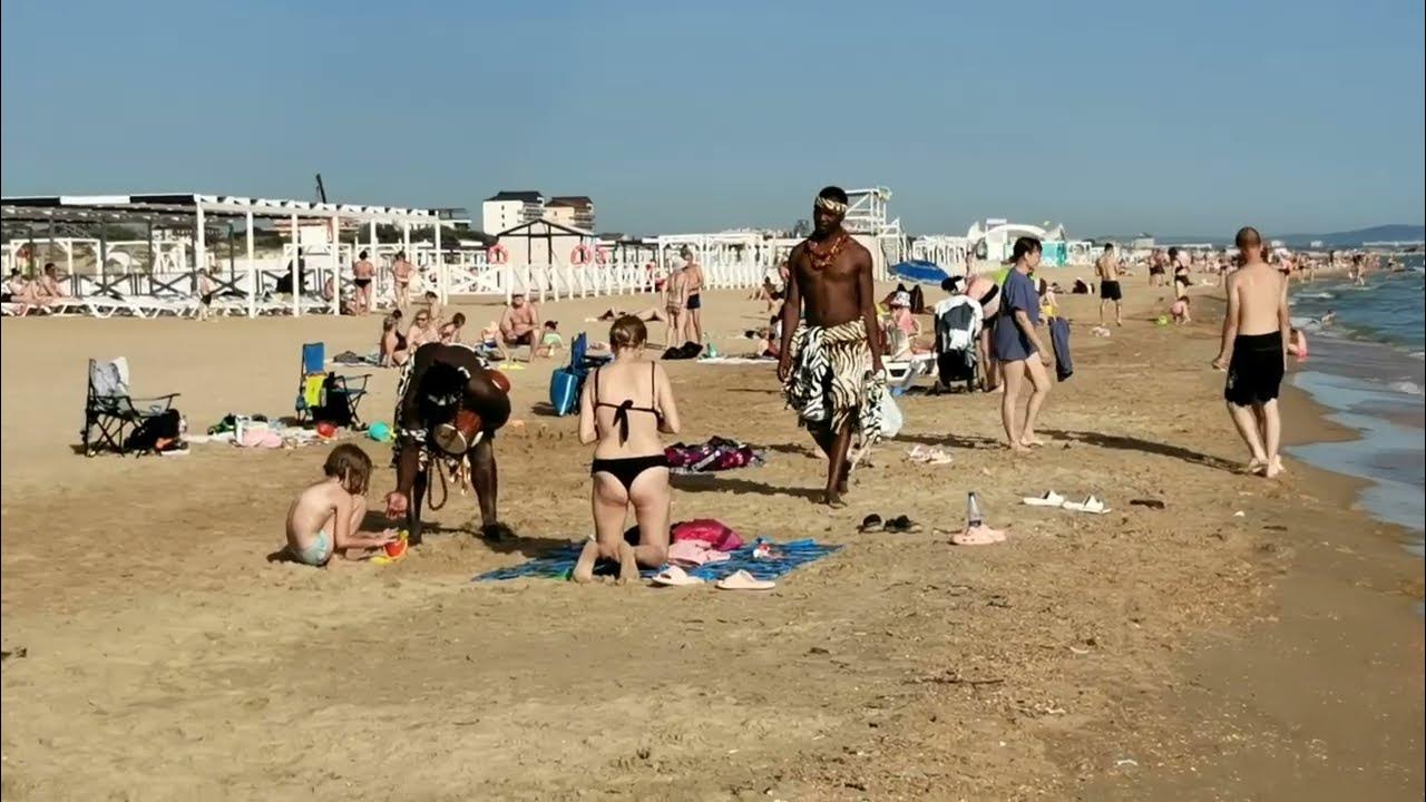 Витязево в августе