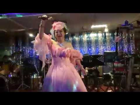 采盈音樂茶坊20170909 芊慧演唱我一見你就笑