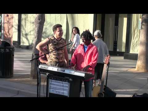 Andy In Africa Niloofar Promenade Santa Monica اندی در افریقا نیلوفر