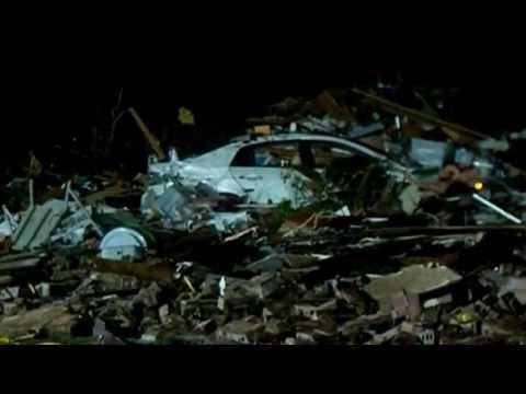 Oklahoma tornado: Moore rescue mission continues into night Instructional Video
