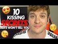 10 Kissing Secrets He Won&#39;t Tell You