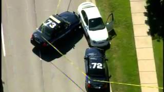Bank robbery ends in shooting