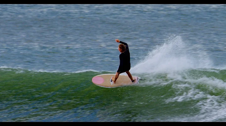 The Toe | Steph riding a toe through Coolangatta.