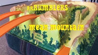 Hot Wheels Mean Mountain featuring rrRUMBLERS race video