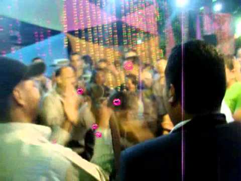 رقص سيجارة بنى