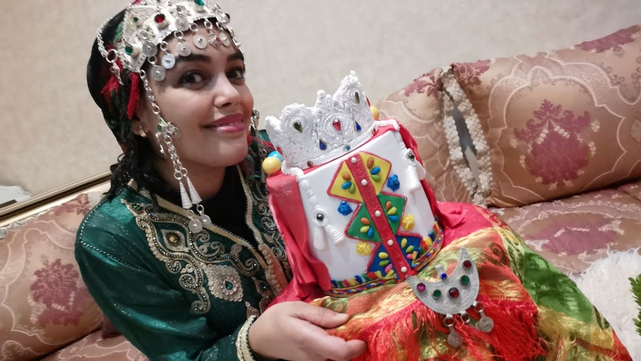 cake désigne amazigh طريقة عمل كيك ديزاين على شكل الزي الامازيغي✌️