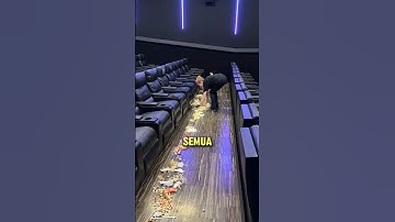 Petugas kebersihan bioskop ini menemukan Harta Karun di Tumpukan Sampah❗😮 #shorts #shortvideo