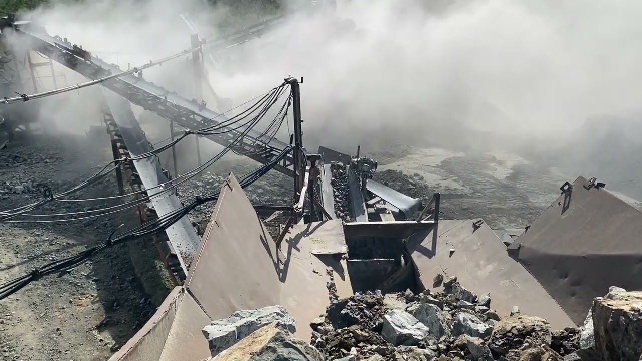 Inside the Dust: Life and Power in a Working Mine