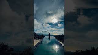 Look at the sky and watch the beautiful clouds moving☁️