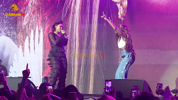 SURPRISE OF THE YEAR! TIWA SAVAGE AND YEMI ALADE PERFORM ON STAGE TOGETHER
