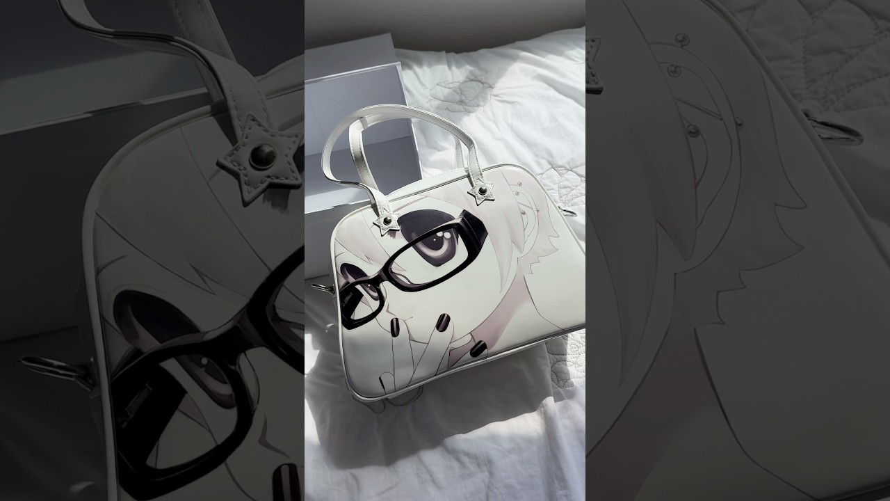 Anime girl bag?!! 👀 