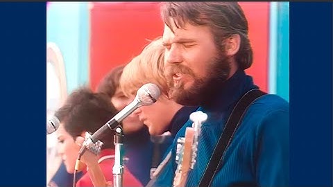 Kenny Rogers & The First Edition • “Just Dropped In” • LIVE 1968 [Reelin