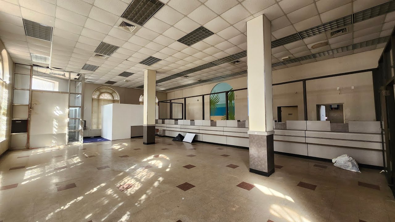 Abandoned North Avenue Bank