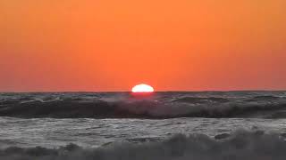 Matahariku Pemujaan Dewa Surya Dengan Cinta Dan Kerinduan