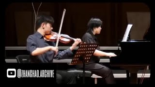 Download Lagu @ZHANGHAO plays violin (1) long ver.🎻 장하오는 그의 대학에서 바이올린을 연주한다 🎻 MP3