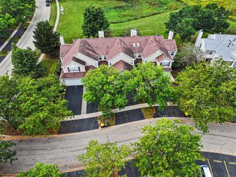 189 Polaris Dr, Lake In The Hills, IL home video tour