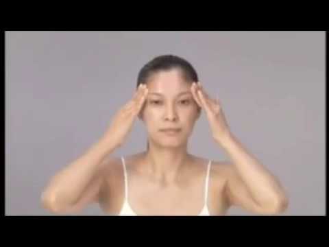 Βίντεο: Πώς να κάνετε σωστά το μασάζ προσώπου; Ιαπωνική τεχνική μασάζ Asahi