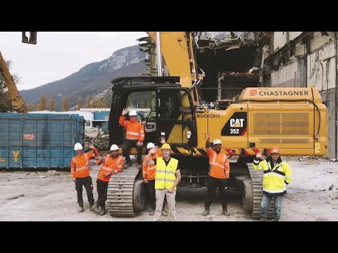 Cat 352 UHD Testimonial