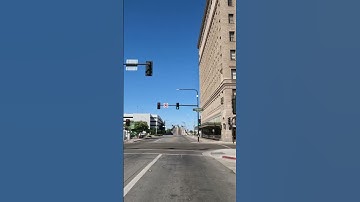 Thumbnail of On the street that remind me this song